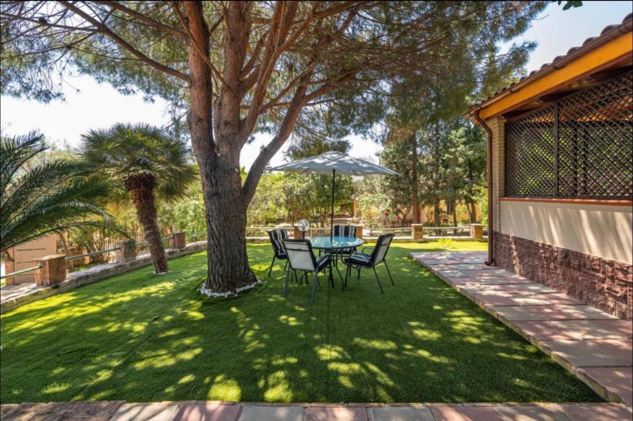 Villa Lidia Per Una Vacanza Di Relax Solanas  Zewnętrze zdjęcie