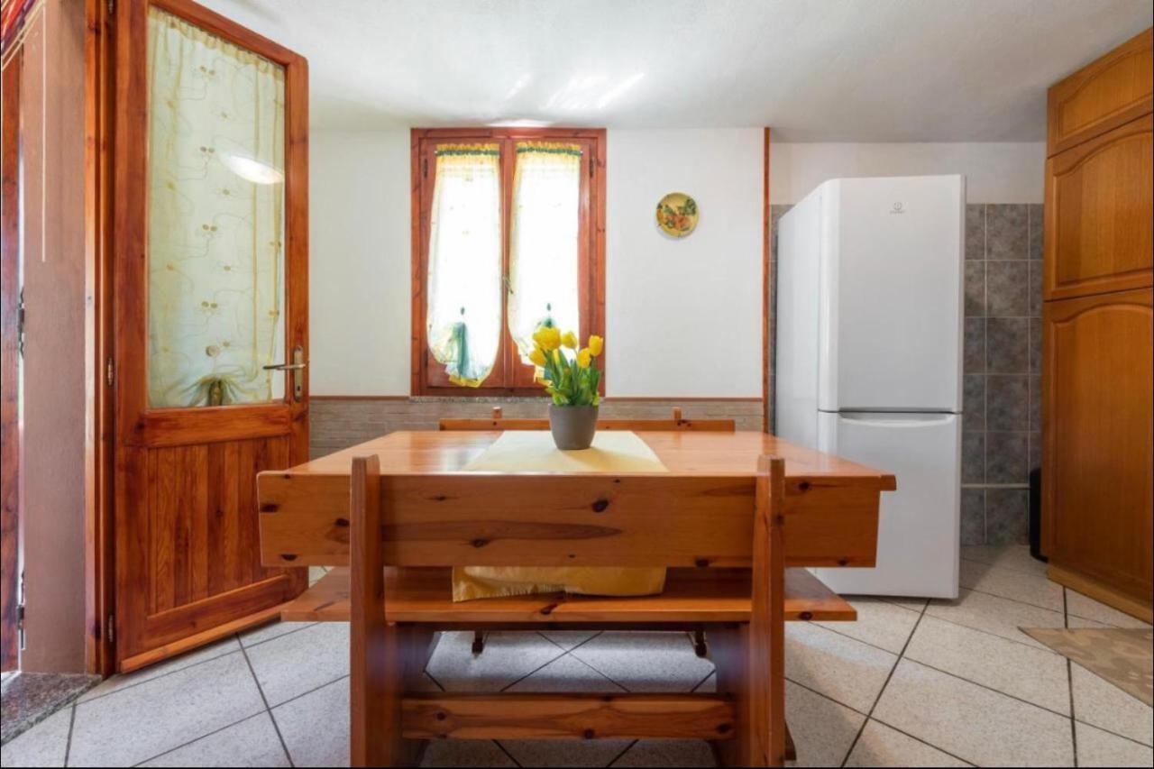 Villa Lidia Per Una Vacanza Di Relax Solanas  Zewnętrze zdjęcie