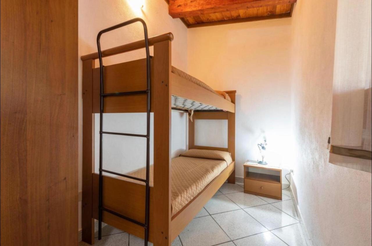 Villa Lidia Per Una Vacanza Di Relax Solanas  Zewnętrze zdjęcie