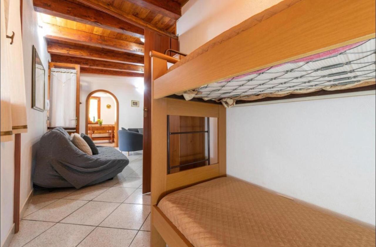 Villa Lidia Per Una Vacanza Di Relax Solanas  Zewnętrze zdjęcie